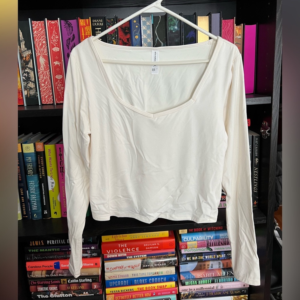 NWOT all in motion Long Sleeve Soft Cream Shirt - Size Large